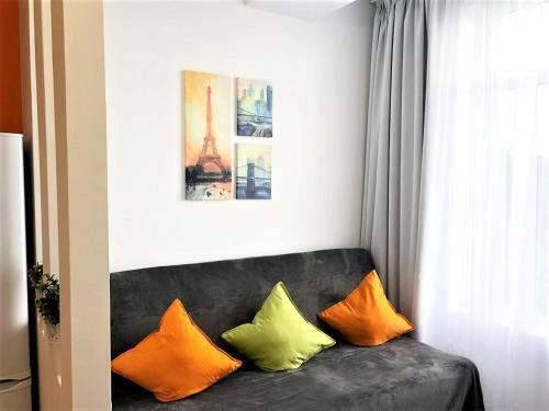 Apartment Orange