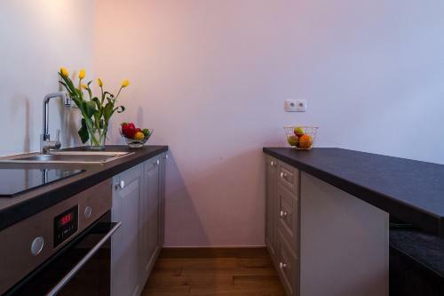 Old Town Apartment On Krowoderska By Apart Service