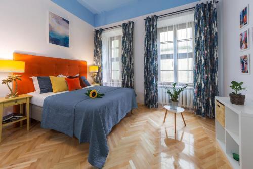 Fragola Apartments Pop Of Colour