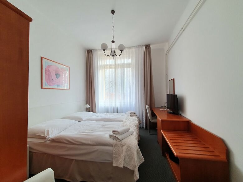 Hotel Penzion Domov Mladeze Jana
