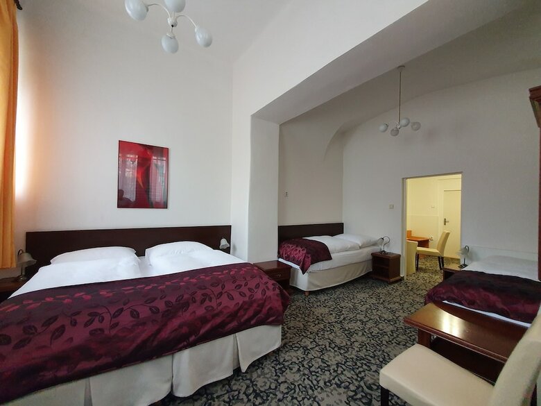 Hotel Penzion Domov Mladeze Jana