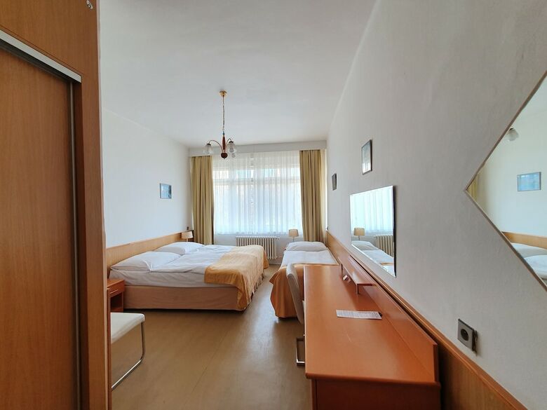 Hotel Penzion Domov Mladeze Jana
