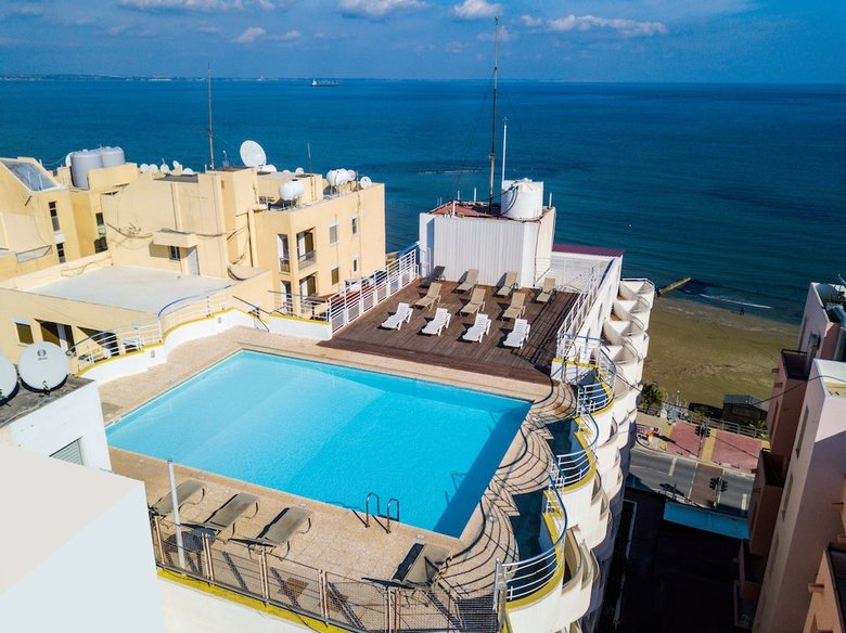 Hotel Flamingo Beach