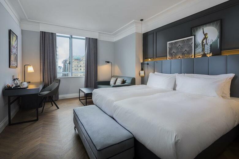 Hotel Queens