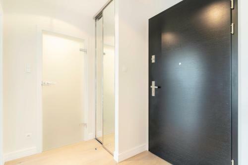 Luxury Apartments - Okrzei Residence
