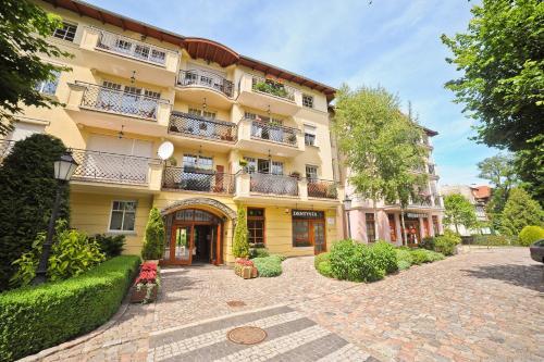 Patio Mare Apartments