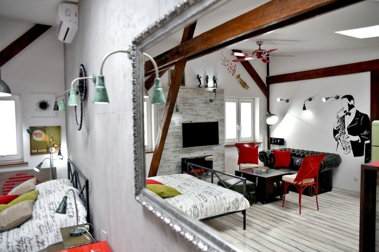 In The Attic Apartments