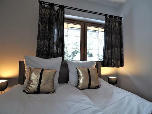 Vip Apartamenty Folk Residence