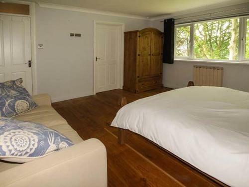 Treetops, Abergavenny