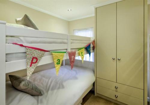 Apartamento T34, The Warren