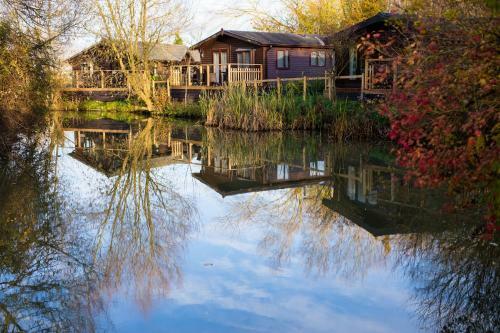Lodge Fairwood Lakes Holiday Park
