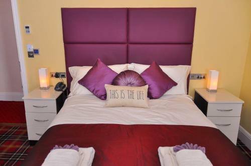 The Somerset House Hotel & Bbq