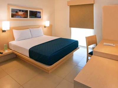Hotel City Express Manzanillo