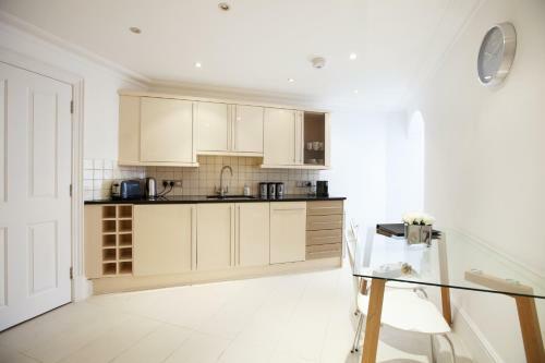 Urban Living's Luxury Royal View Apartment
