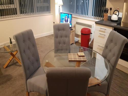 Guild House Apartments By Opulent Orchid Suites