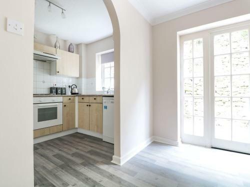 4 Wye Rapids Cottages, Ross-on-wye
