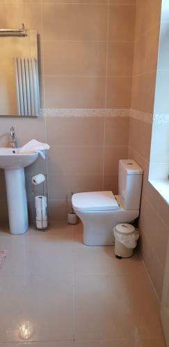 No.22 Holiday Cottage