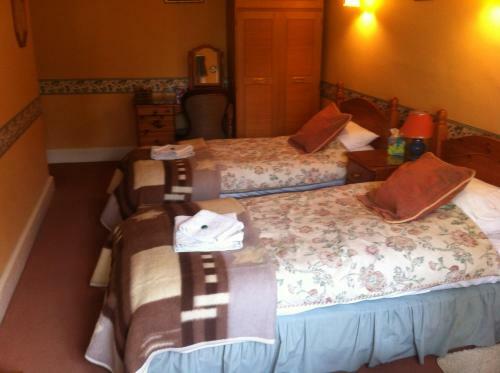 Hostal Somerton Court Country House