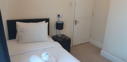 Hostal Carmel Serviced Rooms