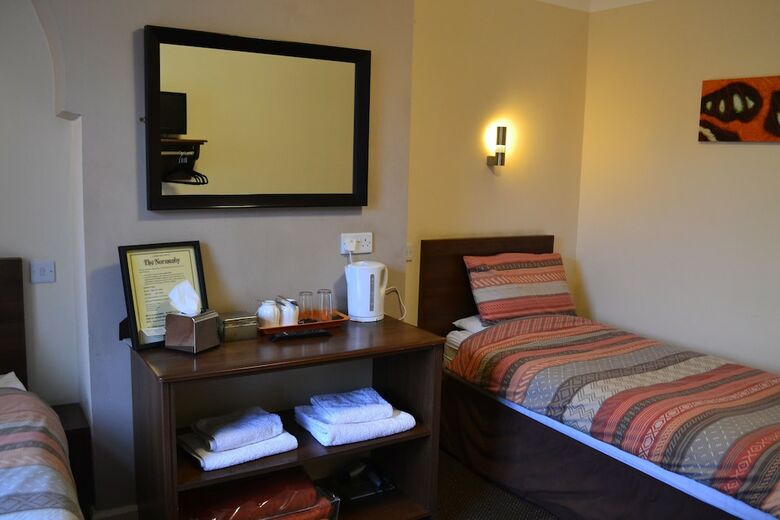 Hostal The Normanby