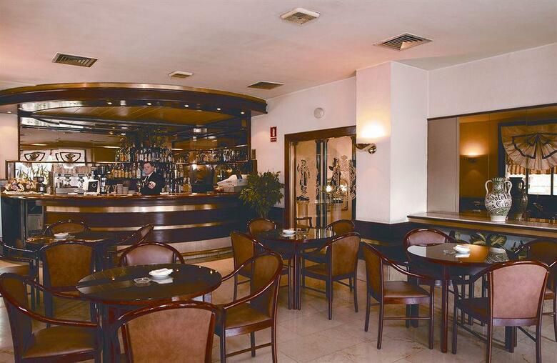 Hotel Reina Cristina
