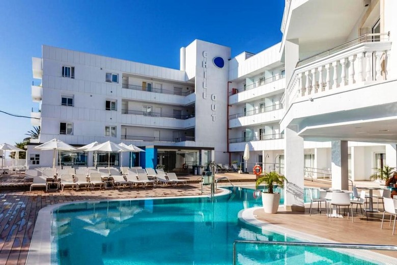 Hotel Triton Beach