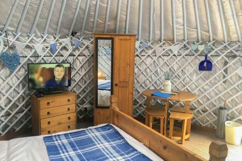 Bluebell Yurt