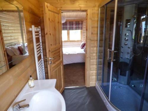 Heathcliff Lodge