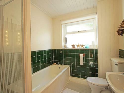 Holiday Home Ty Cei