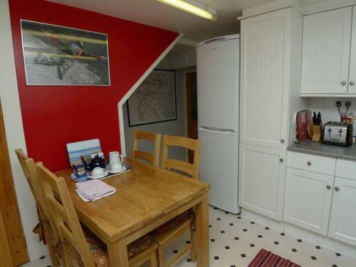 Vale Cottage