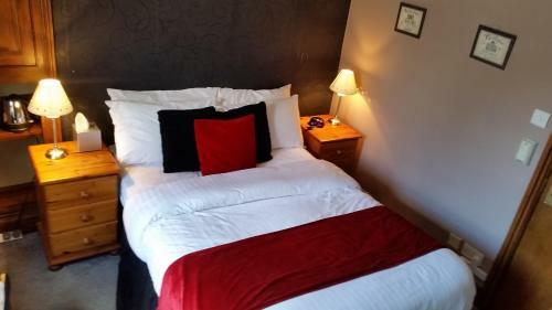 Forresters Hotel, Bar & French Restaurant