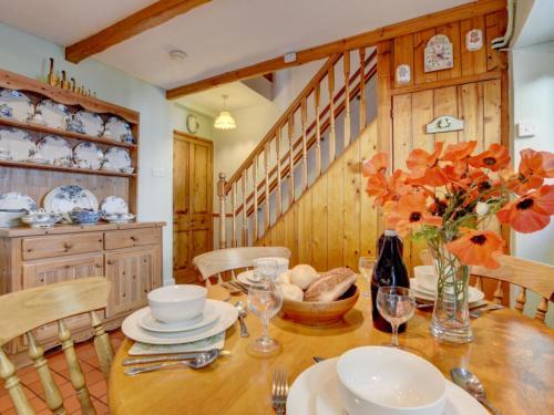 Holiday Home Wilrose Cottage