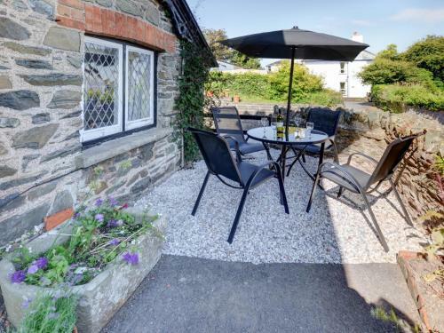 Quaint Cottage In Lynton Near The Beach
