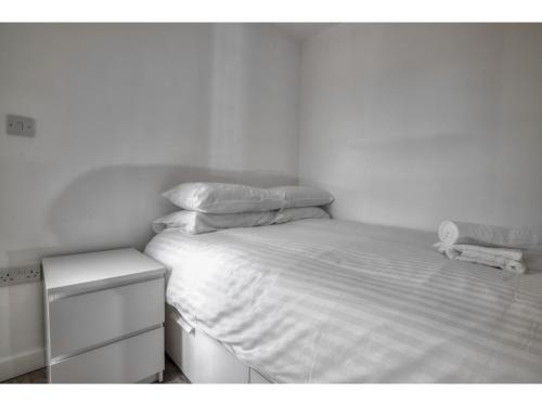 Stunning & Spacious 2br Apartment In Mediacityuk