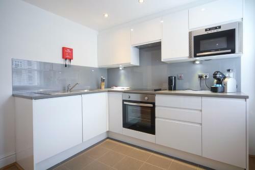 Citystop Apartments - Trueman Street