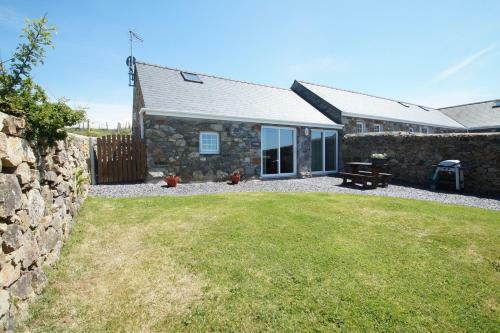 Bythynnod Lleuddad Cottages