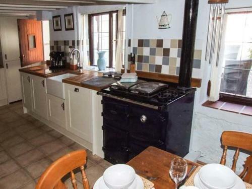 Bronte Owl Cottage