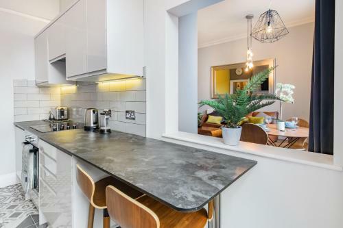 The Corson At Claremont Apartments