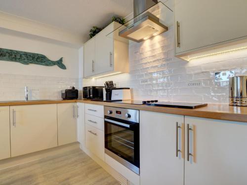 Stylish Apartment In Ilfracombe Near Beach