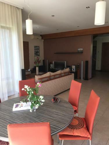 House In Jurmala Next To The Sea