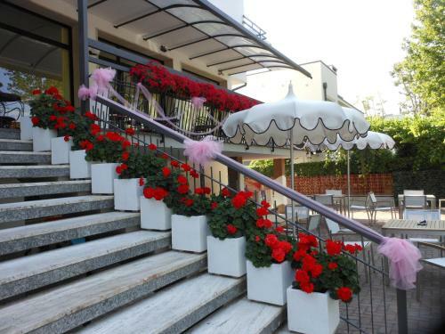 Hotel Lux