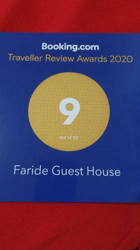 Hostal Faride Guest House
