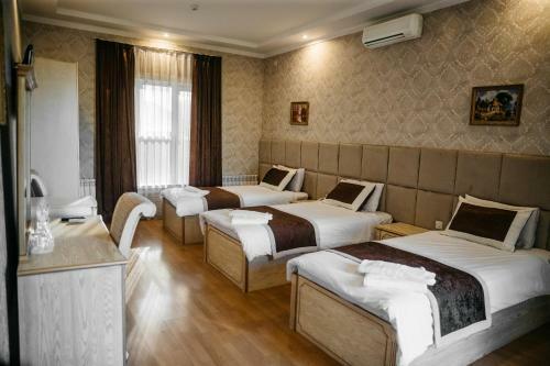 Shahlo Hotel