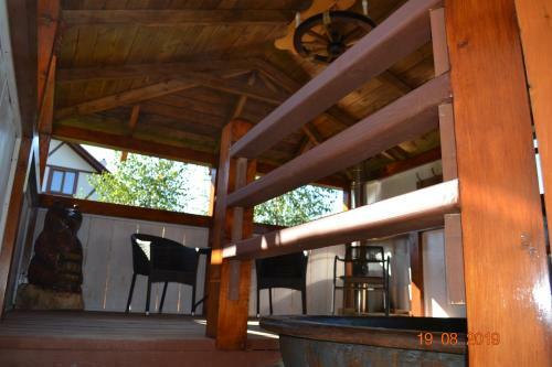 Hostal Aura Karpat