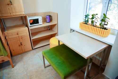 Coin Apartments & Hostel