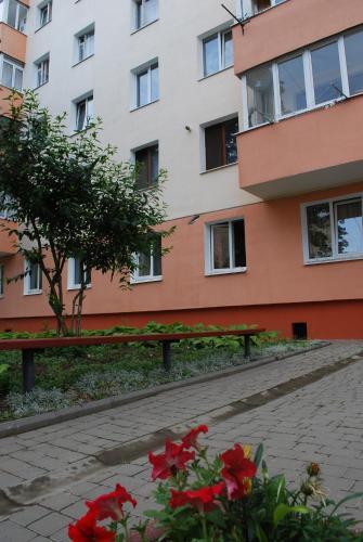 Room In Three Bedroom Flat