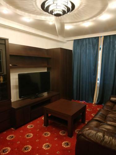 Apartment On Universitetskaya Street 7a