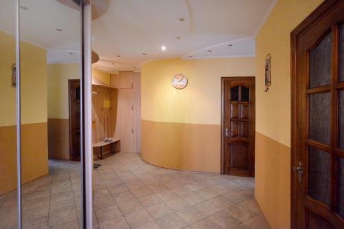 Apartment On Urlivska Street 10a