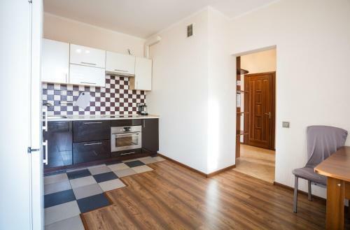 Apartment Near Obolon Metro Station
