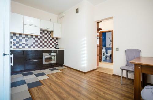 Apartment Near Obolon Metro Station